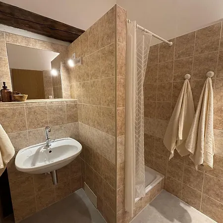 Apartman Povala S Parkovanim Stare Mesto *