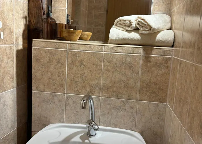 Povala S Parkovanim Stare Mesto * Žilina